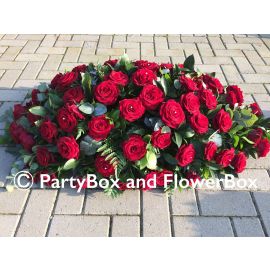 COFFIN SPRAY ALL ROSES